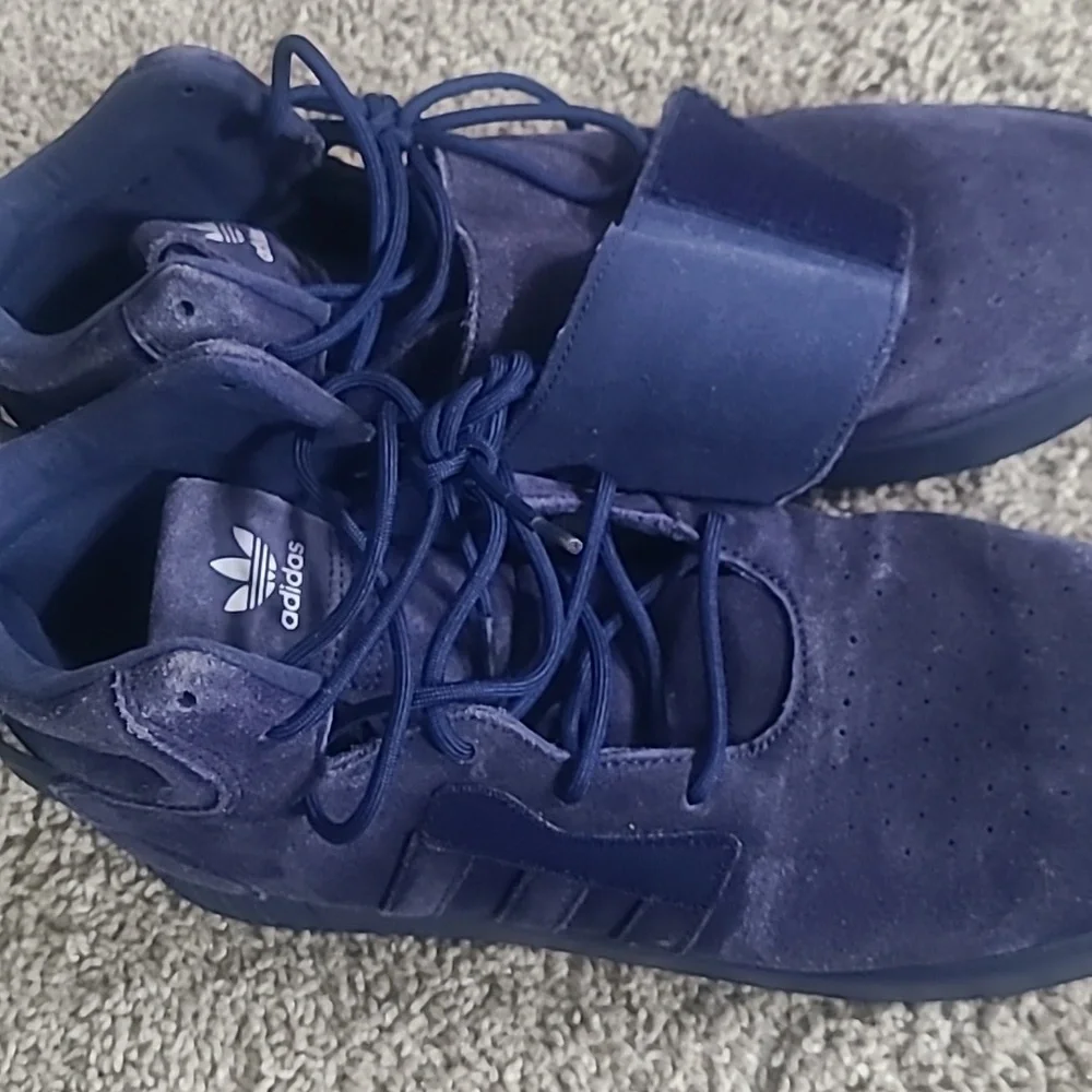 EUC Adidas Tubulae Invader Strap Suede Sneaker Dark Blue Men 10.5